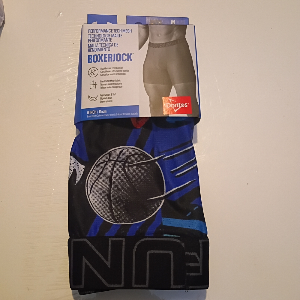 UA Performance Tech Mesh Graphic x Doritos Size M Boxer Brief 6 Inches